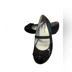 Nina Black Patent Preppy Classy Mary Jane Flats with Bow Accent Size 10